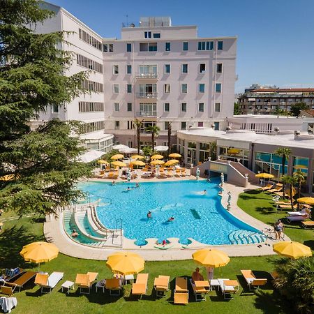 Hotel Terme Helvetia Abano Terme Esterno foto