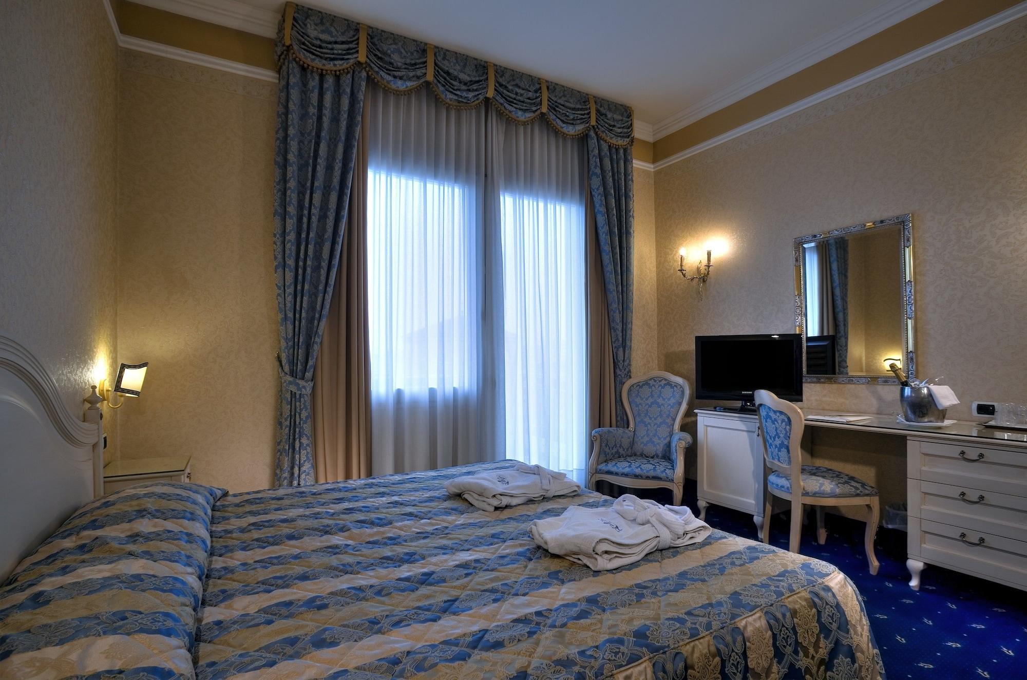 Hotel Terme Helvetia Abano Terme Esterno foto