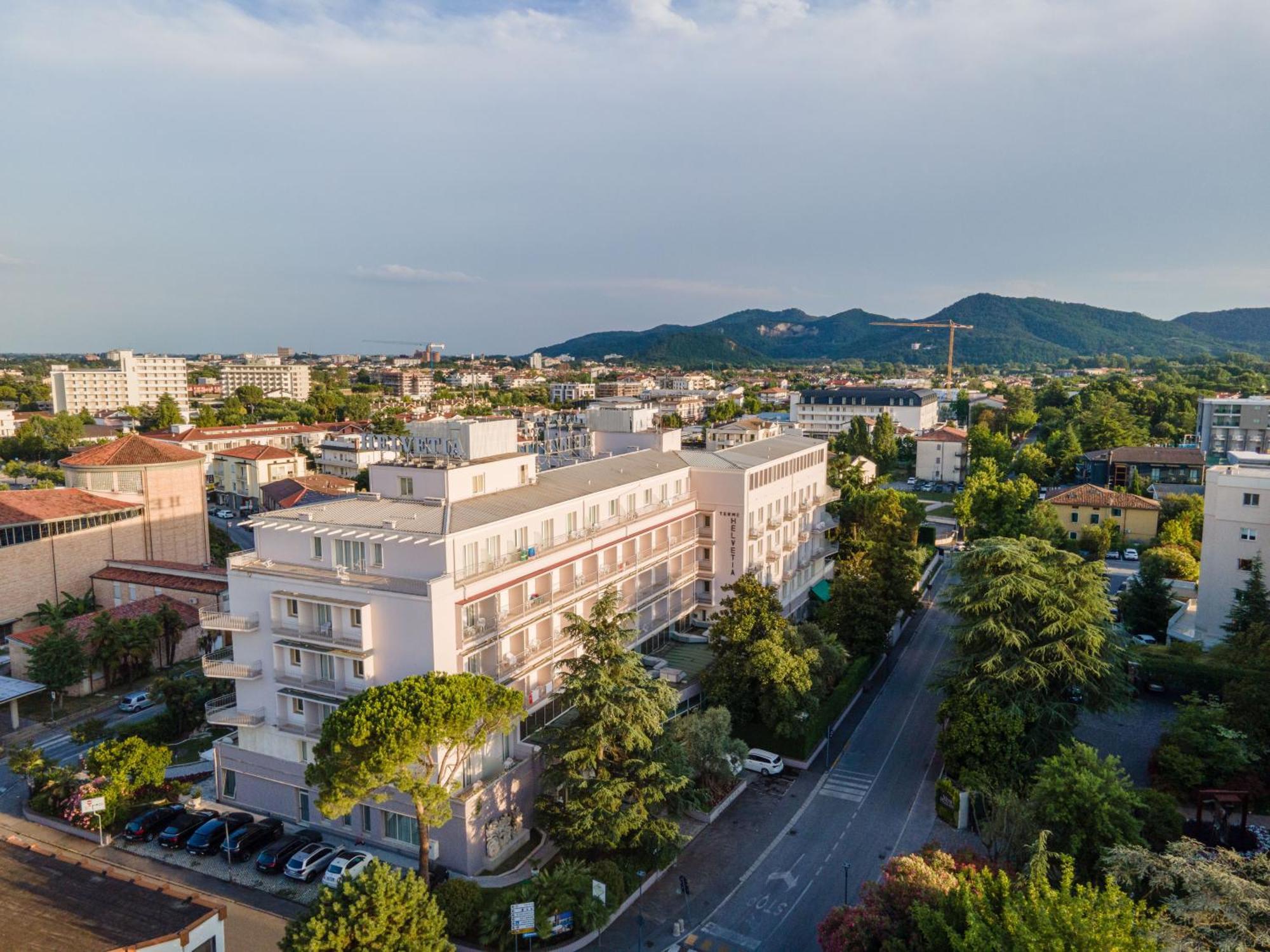 Hotel Terme Helvetia Abano Terme Esterno foto
