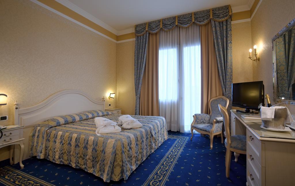 Hotel Terme Helvetia Abano Terme Esterno foto